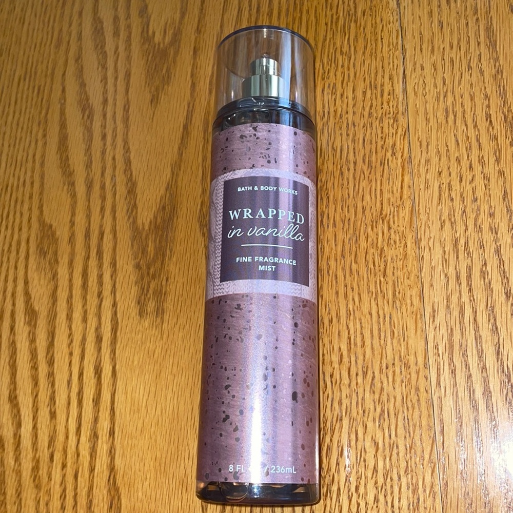 Bath and Body Works Wrapped in Vanilla